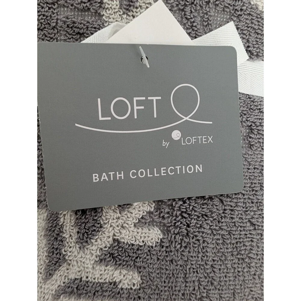 LOFT by LOFTEX Holiday Gray Snowflake Hand Towel Set of 2 NEW